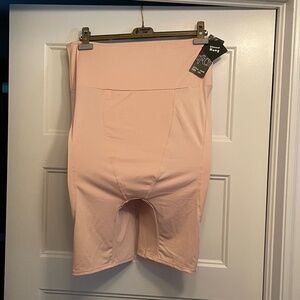 5xl Shapewear with hip padding